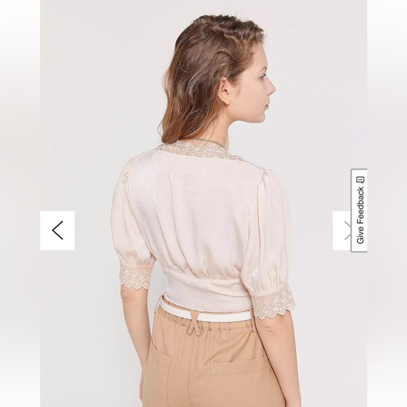 URBAN OUTFITTERS Isabella Lace Trim Satin Blouse Blush Peach Short Sleeve SZ Med - Picture 3 of 16